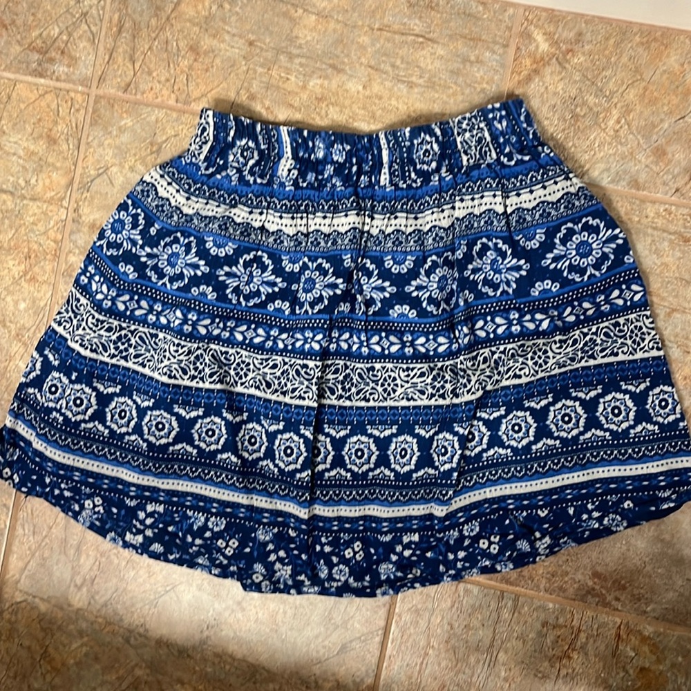 Forever 21 print skirt